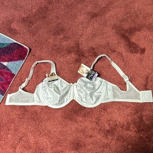 Bali Minimizer Underwire Size 36D Bra